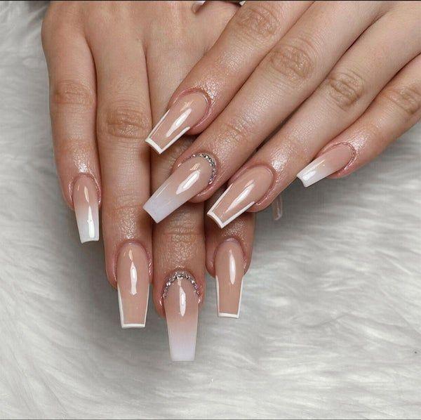 nude ombre nails